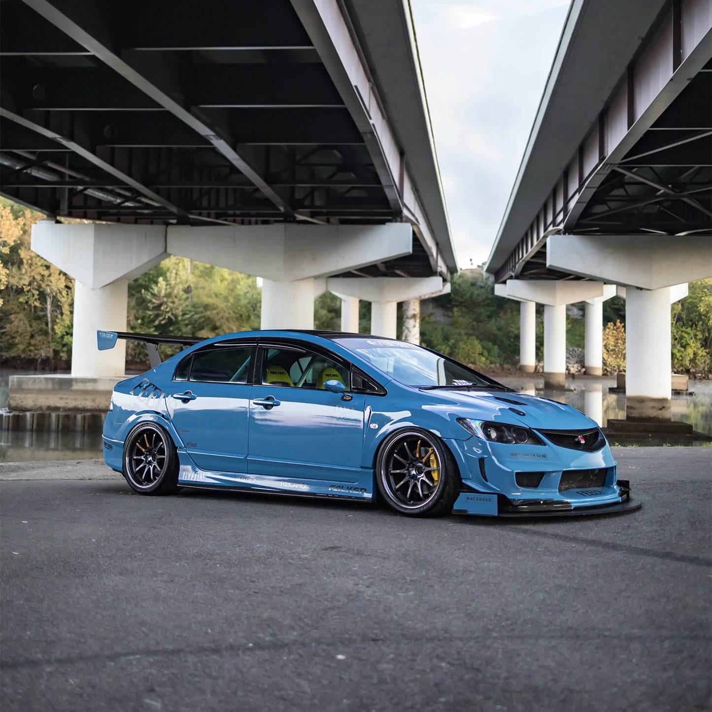 Bright Metal fantasy blue